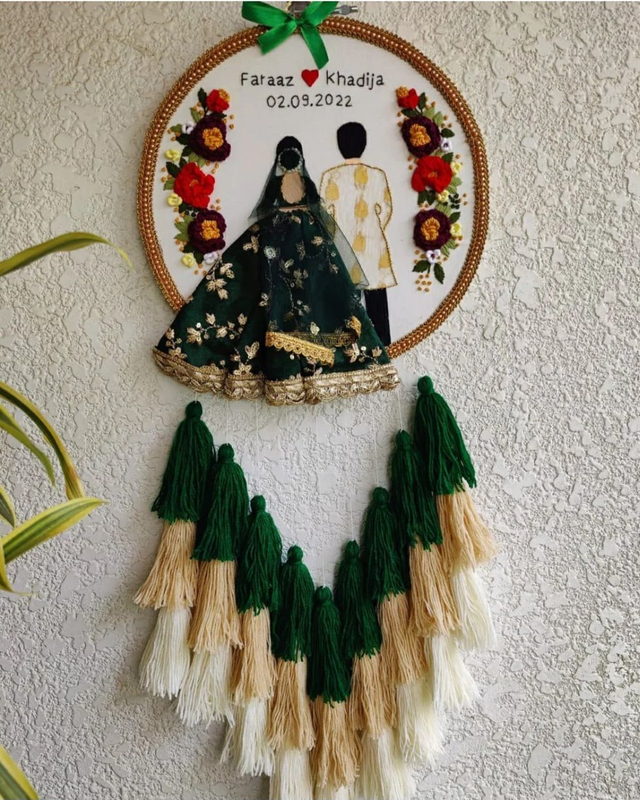 Couple Embroidered Hoop With Tassels